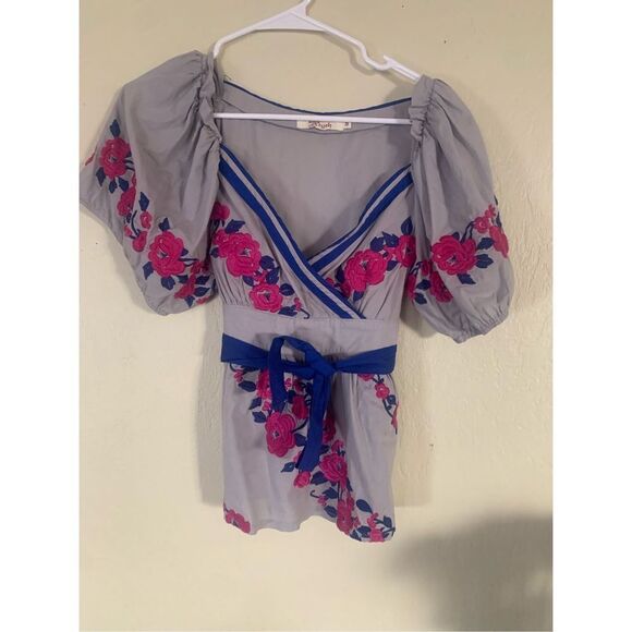 Embroidered top  - Picture 1 of 4